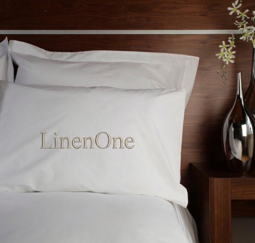 Bantal bordir signature LinenOne